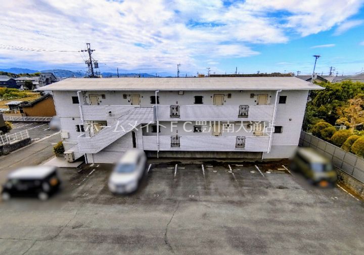 愛知県豊川市弥生町2丁目(マンション)の賃貸物件105の外観