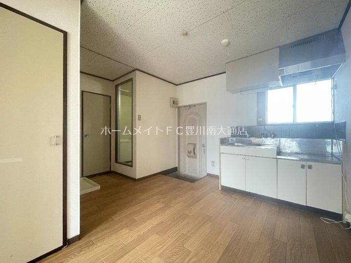 フォーブル松井103の内装