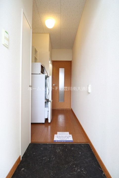 愛知県豊川市宿町小山(アパート)の賃貸物件201の玄関