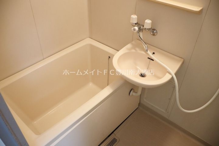 ハラマキハイツ E棟の風呂