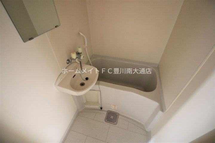 愛知県豊川市谷川町天王(アパート)の賃貸物件104の風呂