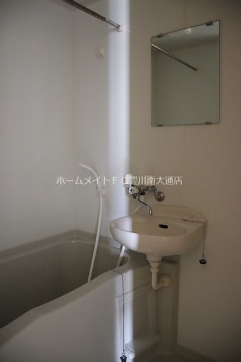 レオパレス麻衣夢203の風呂