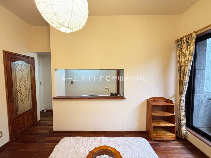 セザンヌ中央通の内装