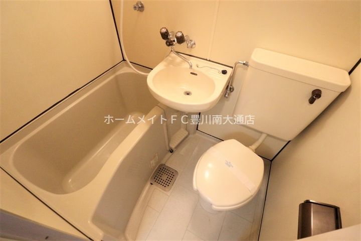 ユトリロ末広通203の風呂