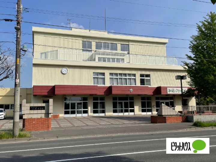 北海道札幌市西区八軒七条西8丁目の賃貸アパートの周辺
