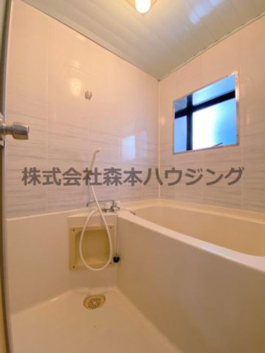 サザンクロス萱島南 302の風呂