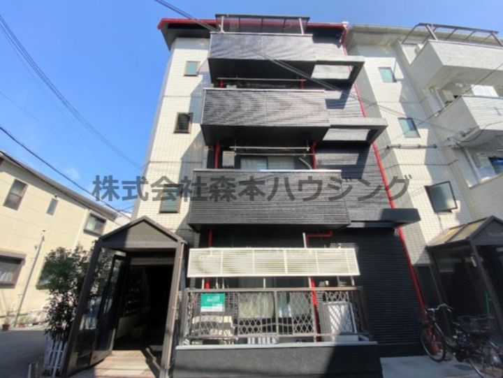 サザンクロス萱島南 302の外観