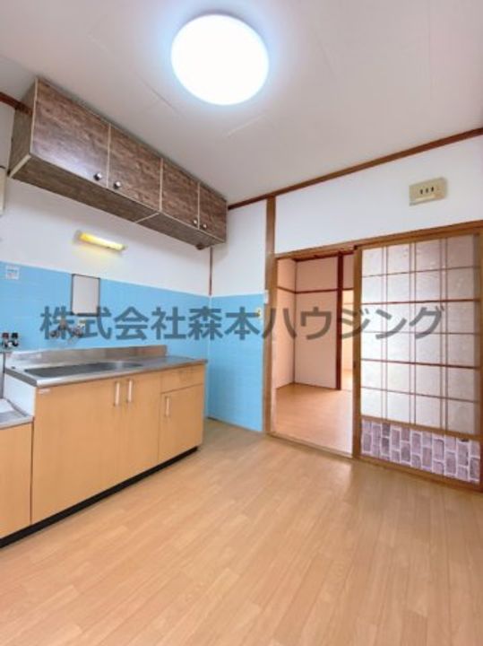緑町マンション 3Aの居間