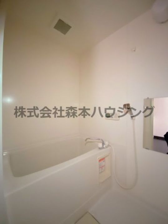 アストレア大東 202の風呂