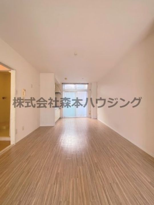 シャーンティⅡ 101の居間