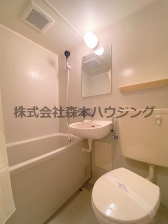プルミエール大西 218の風呂