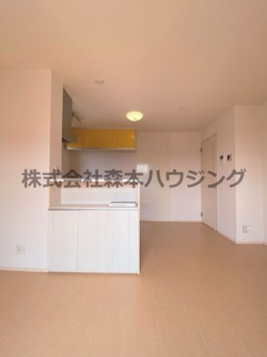 グラシアス 201の居間