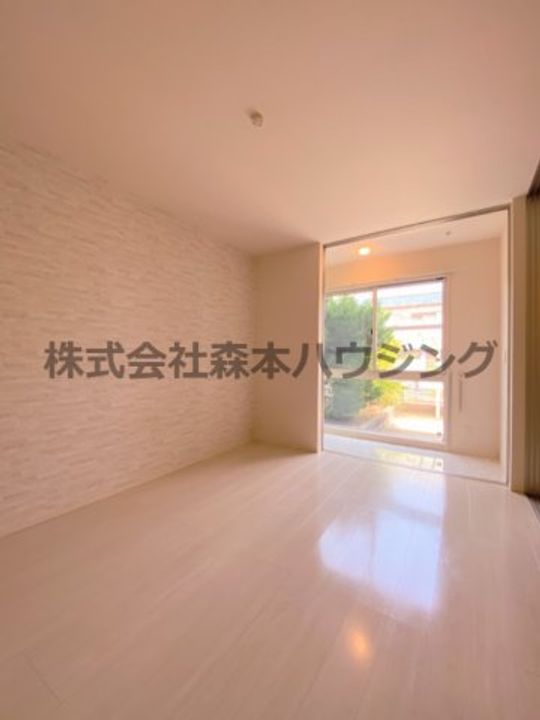 Seon 102の内装