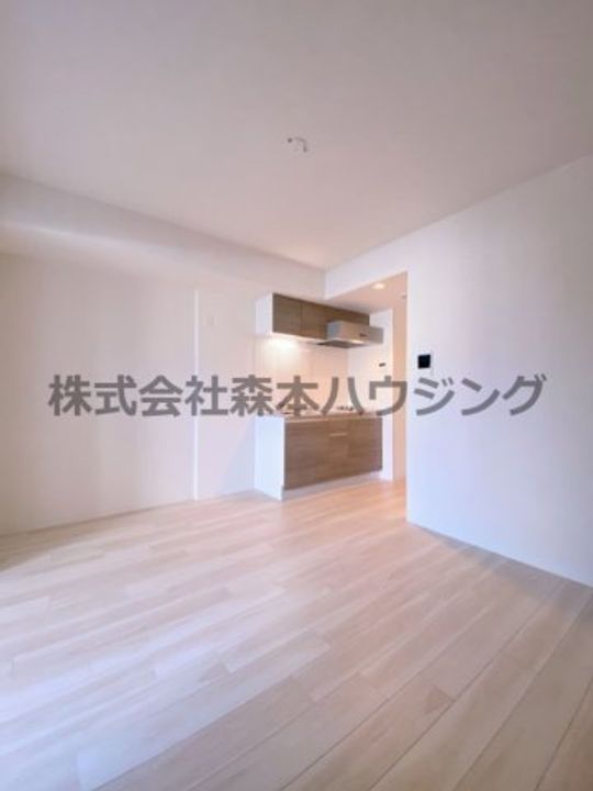 サンフレンドコア 302の居間