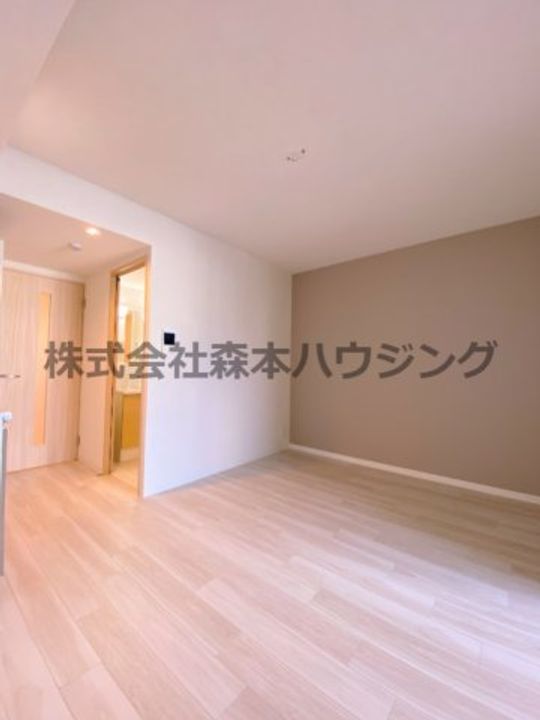 サンフレンドコア 302の居間