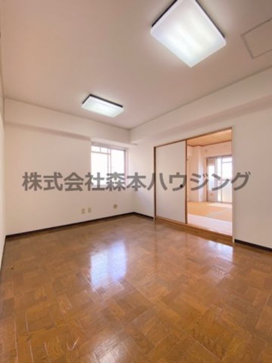 香里園ヒルズ 304の居間