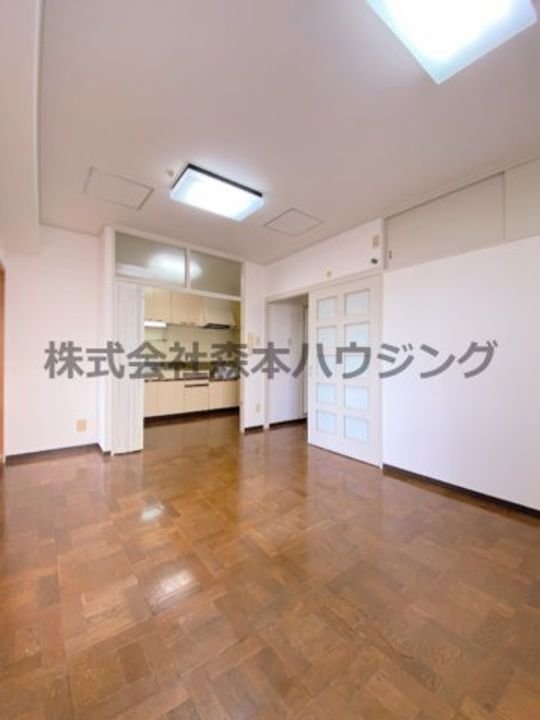 香里園ヒルズ 304の居間