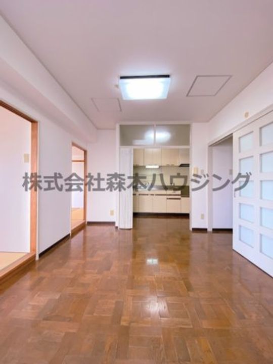 香里園ヒルズ 304の居間