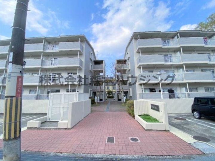 香里園ヒルズ 304の外観