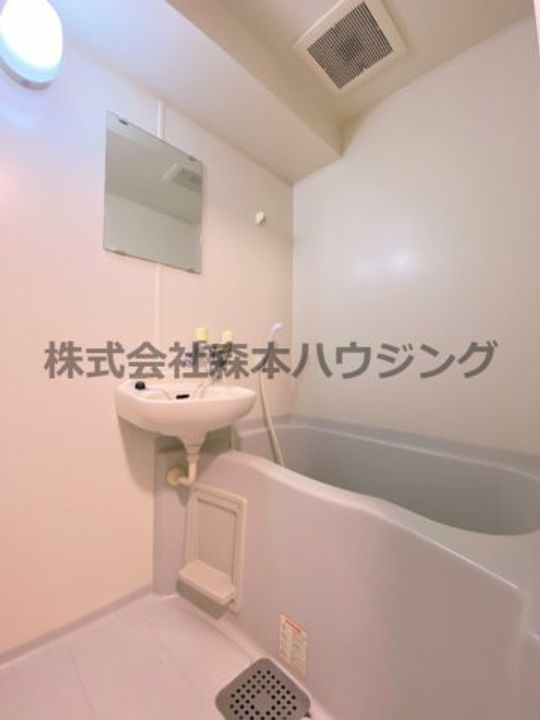 メリックビル 506の風呂