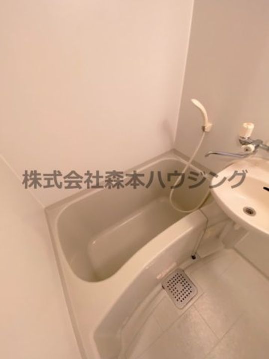 メリックビルⅡ 610の風呂