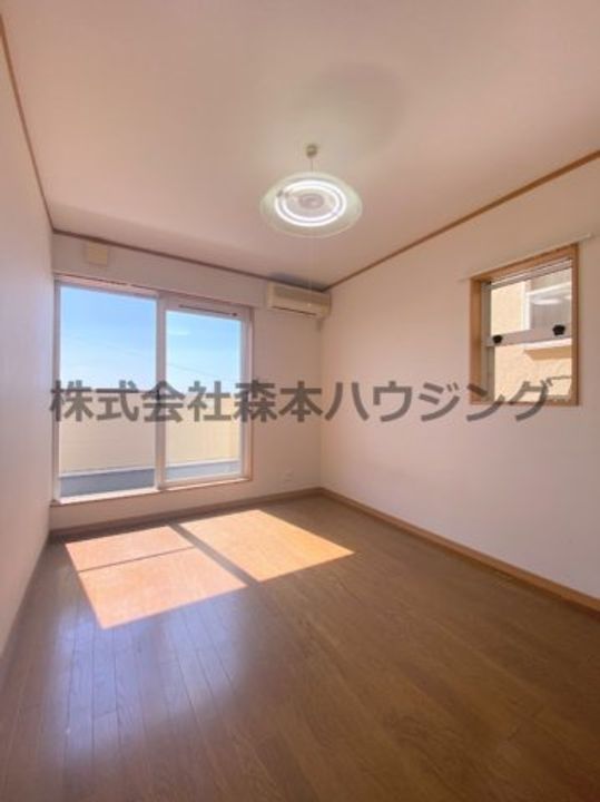 ザハウスオブマダムジュエルC2棟 2Fの内装