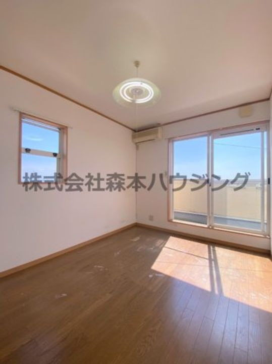 ザハウスオブマダムジュエルC2棟 2Fの内装