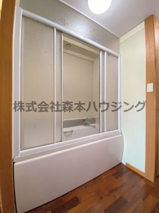 グレイス門真南 303の風呂