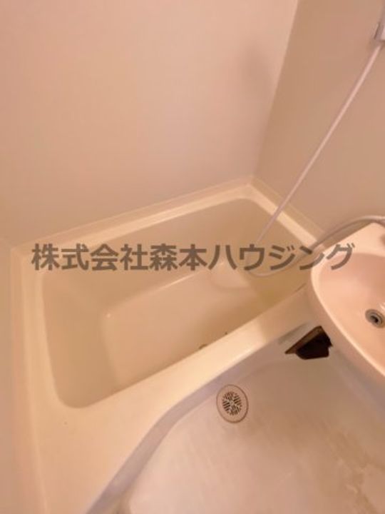 GM藤田町EAST 304の風呂