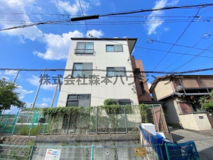 第2山本ハイツ 101の外観