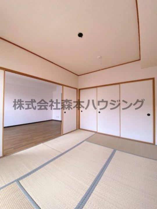 クレセントOSⅡ 405の内装