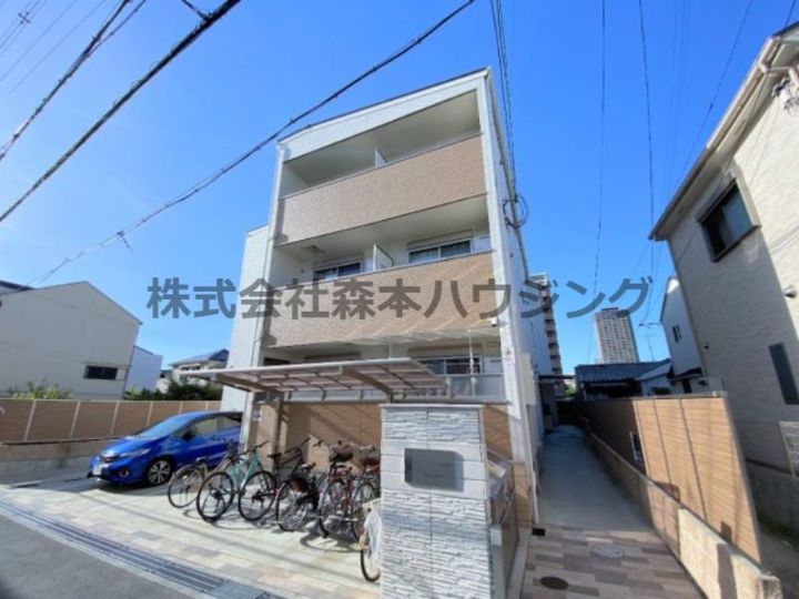 クリエオーレ田井町 101の外観