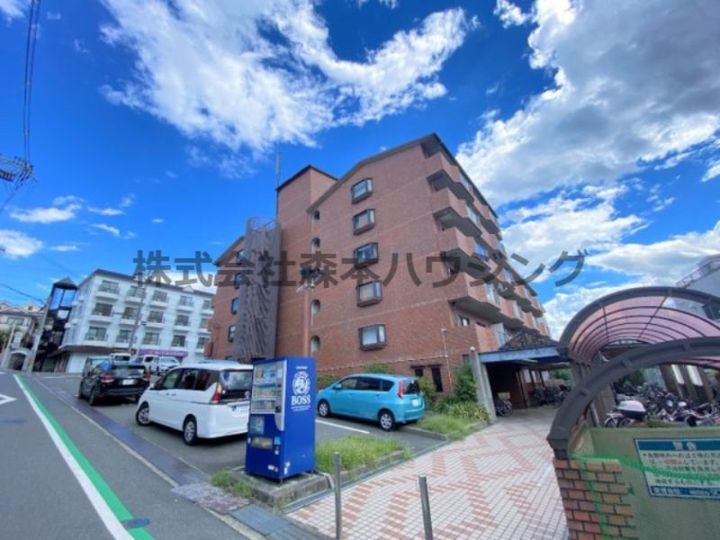 サンライト星ヶ丘 208の外観