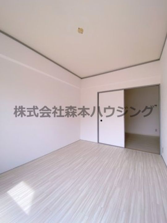 サンライト星ヶ丘 208の内装