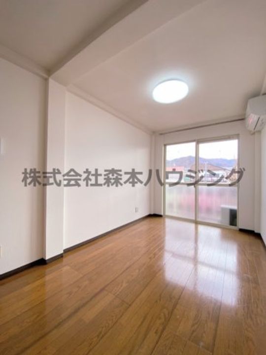 学研CITY CORE 210の内装