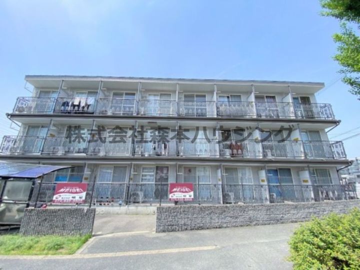 学研CITY CORE 210の外観