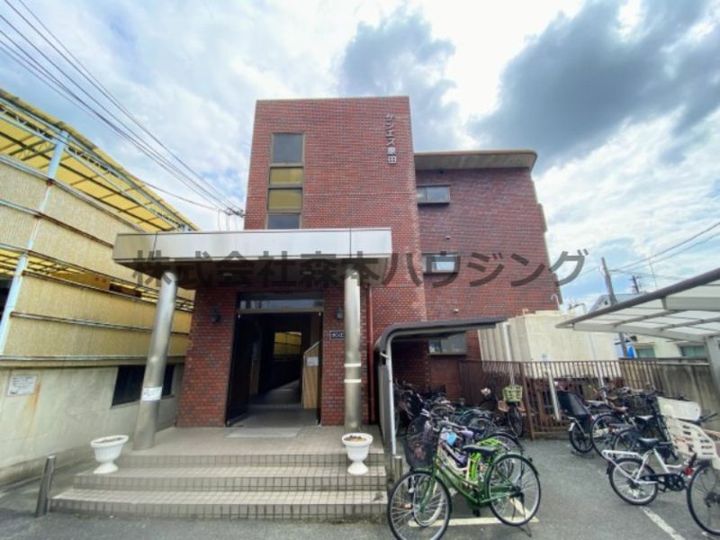 サンエス原田 301の外観