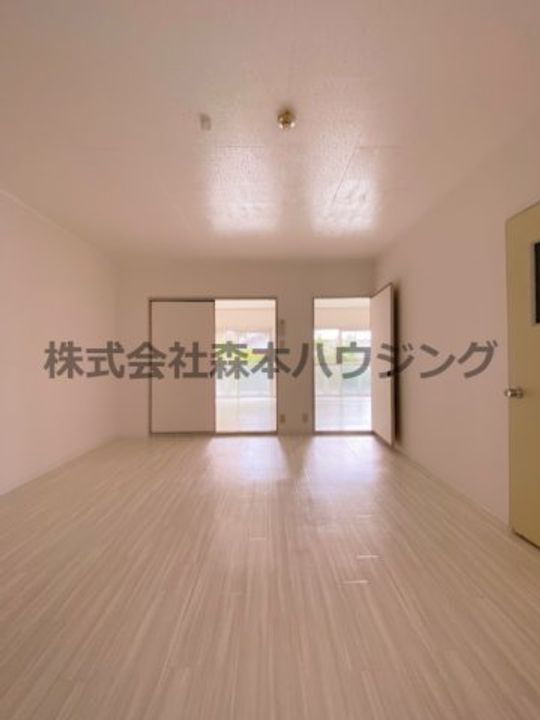 Residence Excelle 202の居間
