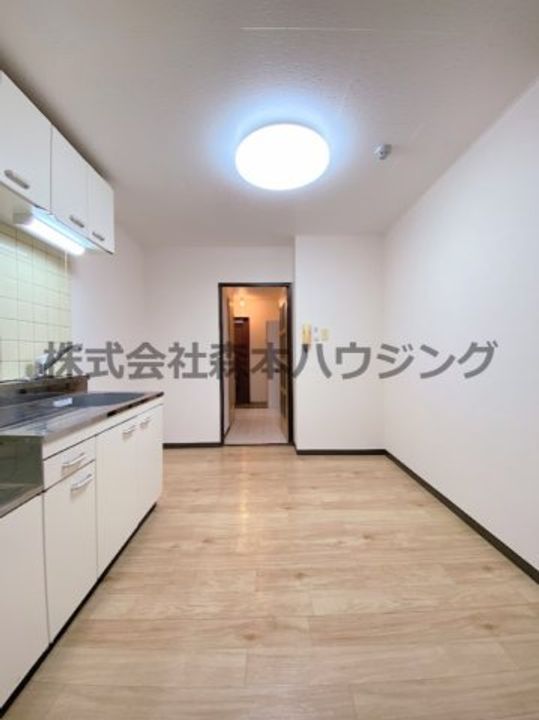 KBC四條畷ハイツ 306の居間