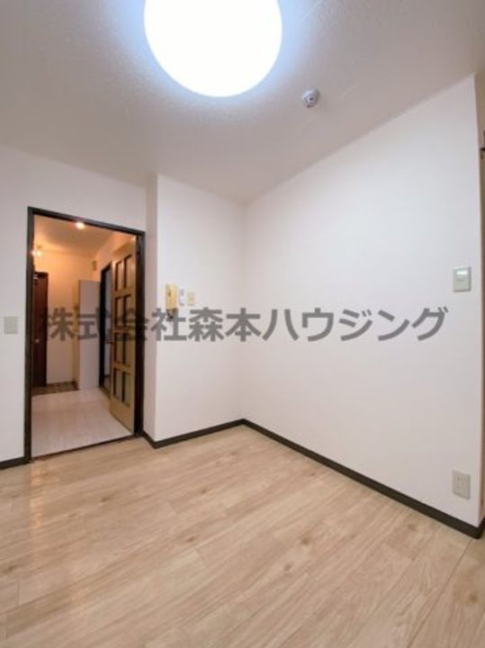 KBC四條畷ハイツ 306の居間