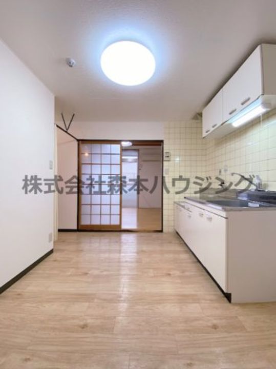 KBC四條畷ハイツ 306の居間