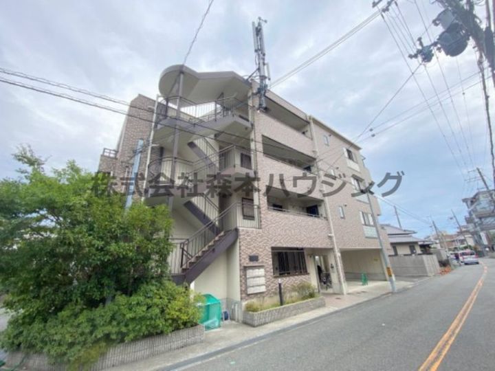 サニーコート石橋 402の外観