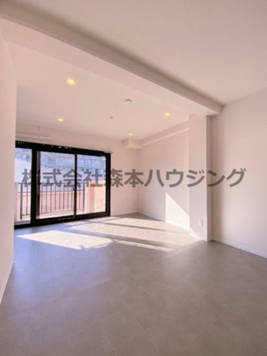 GM藤田町WEST 305の居間