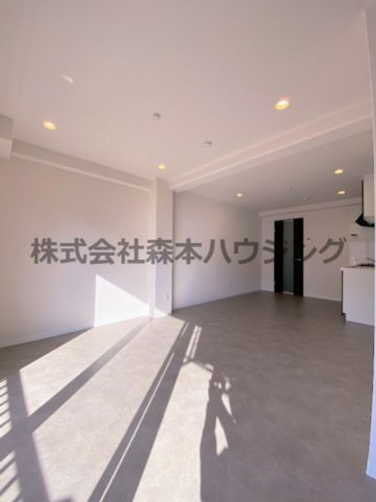 GM藤田町WEST 305の居間