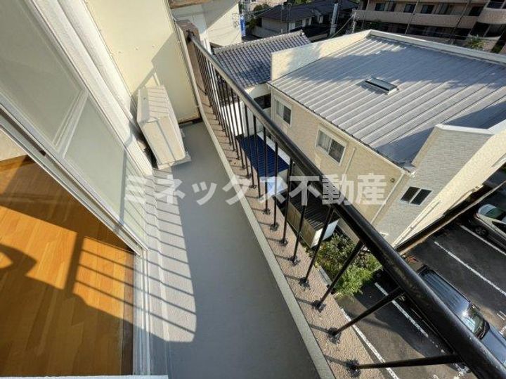 今村コーポ406の玄関