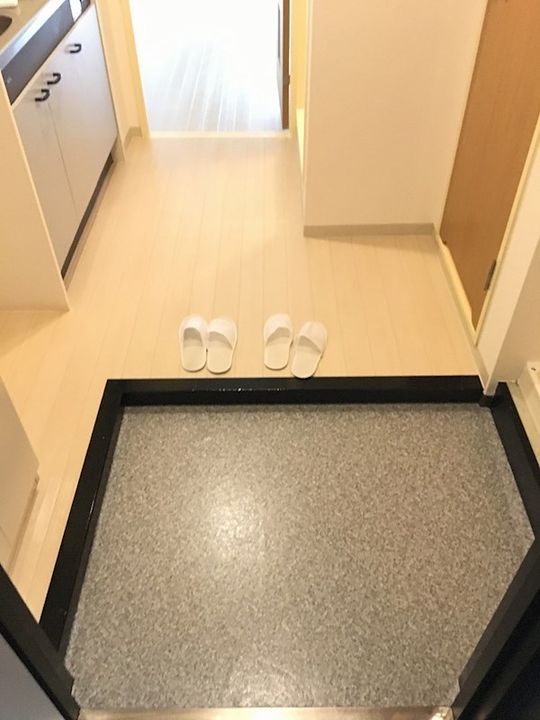 サンシティ四条西洞院の玄関