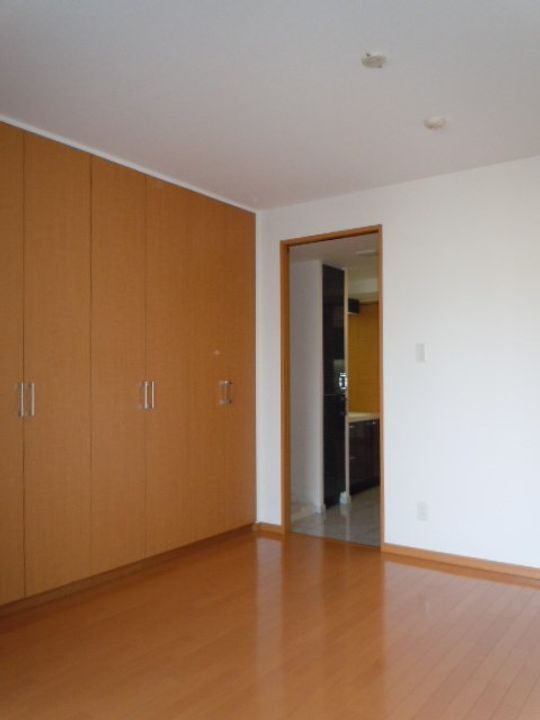 リーガル京都烏丸御池の寝室