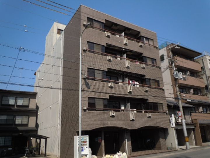 フォレステージ大宮の外観