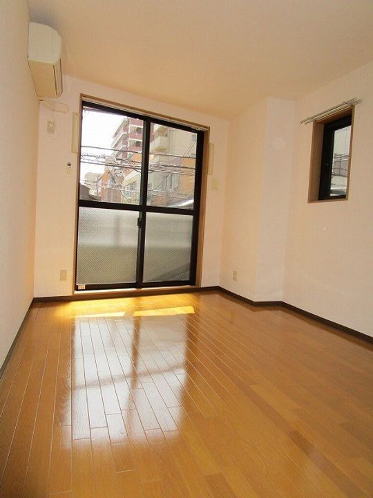 シャトーボヌールの居間