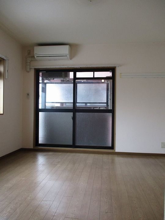 Park Side 秀泉の居間